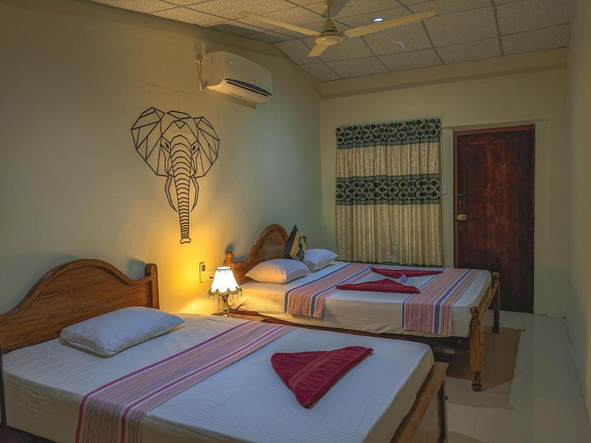 Choona Lodge 'View Of Sigiriya & Pidurangala With Sunrise' Dış mekan fotoğraf